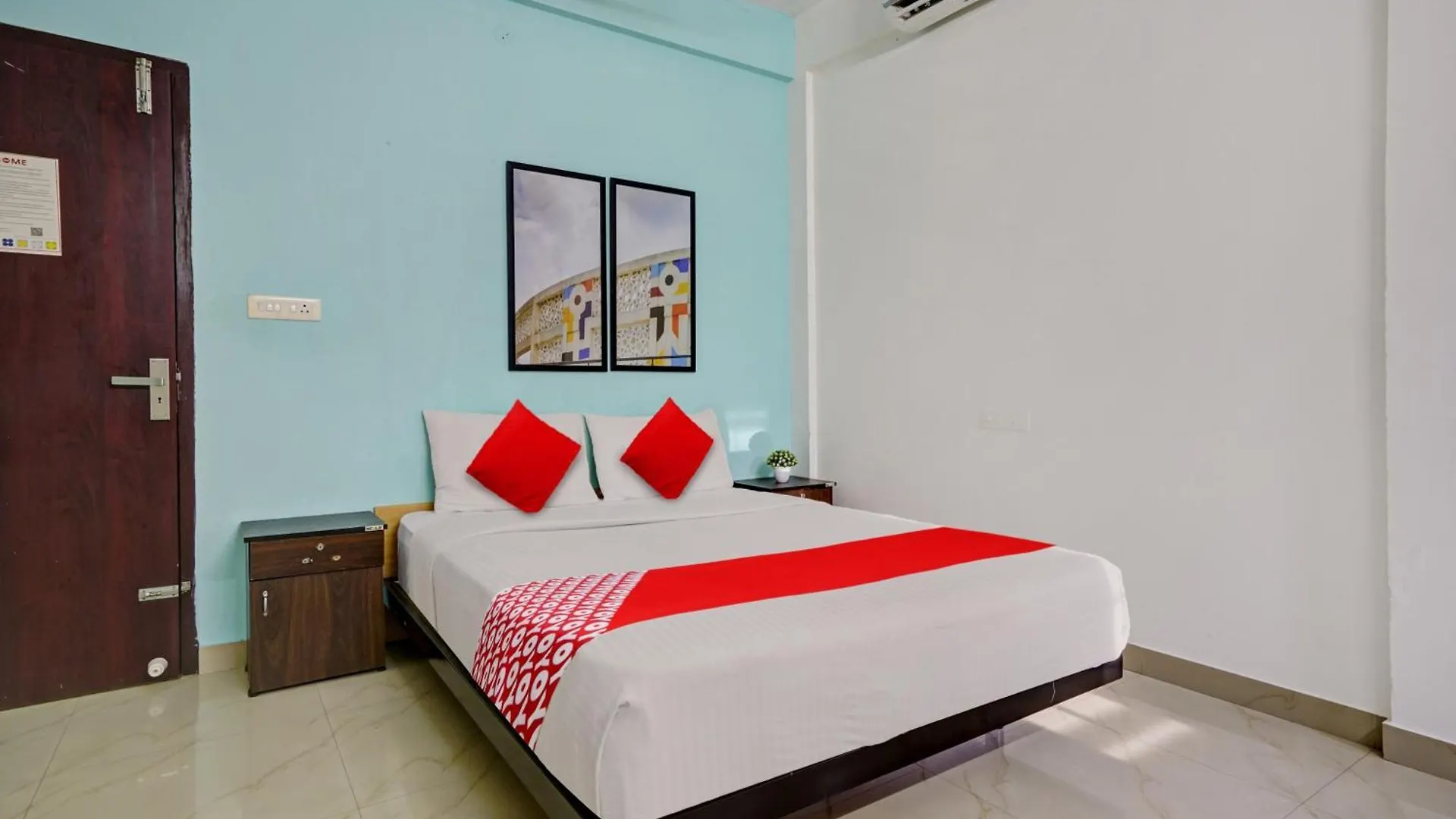 Hotel O Palarivattom Metro Station Formerly South Gate Kochi